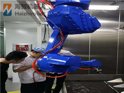 轉(zhuǎn)臺(tái)懸掛噴涂機(jī)器人