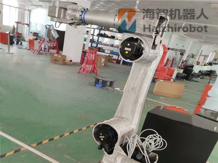 工業(yè)機(jī)器人成本要多少？機(jī)械手臂成本分析！